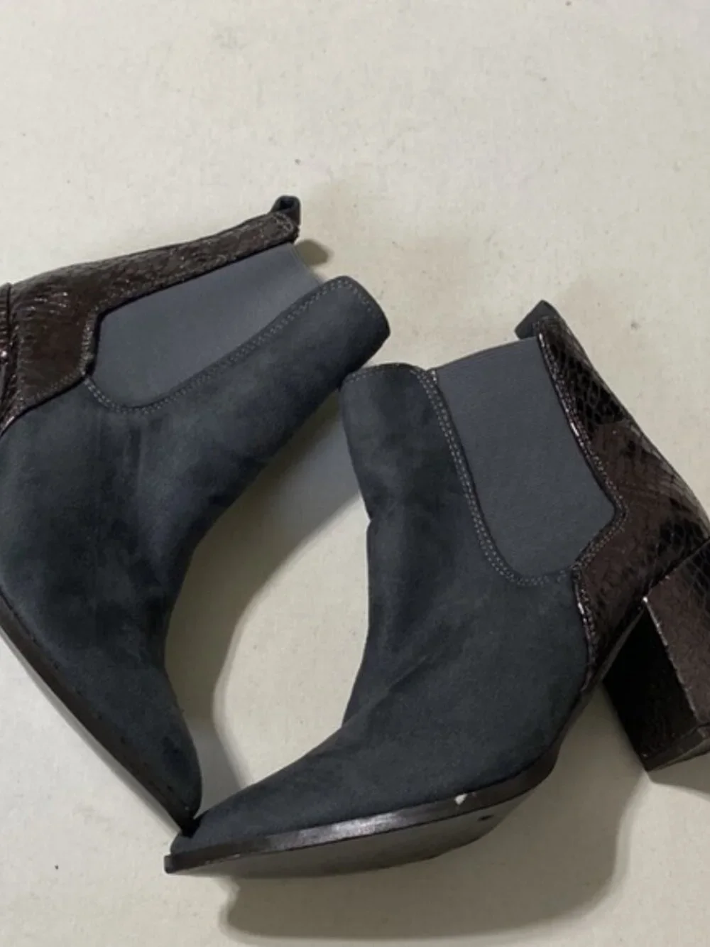 G.C Paris ankle snake print boots women 8 western rodeo festival retro Y2K luxe